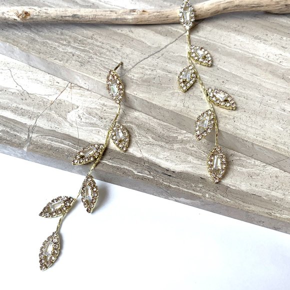 NEW~ Anthropologie BHLDN Long Crystal Vine Gold Earrings - Picture 5 of 13
